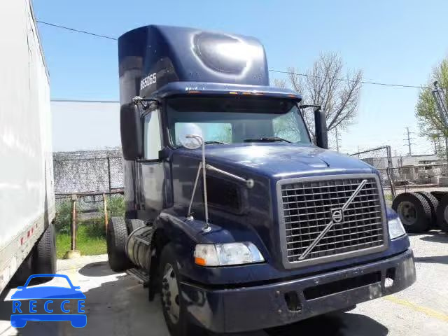 2005 VOLVO VN VNM 4V4M19GF55N383560 зображення 0