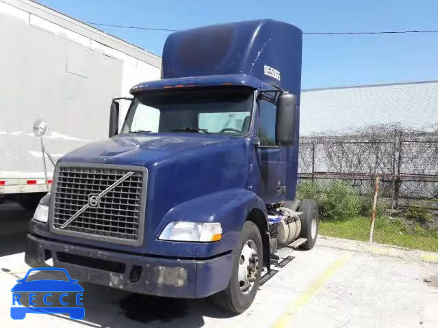 2005 VOLVO VN VNM 4V4M19GF55N383560 зображення 1