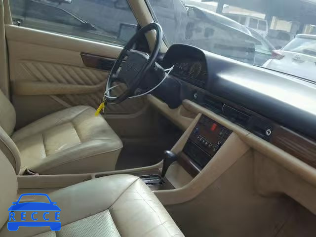 1989 MERCEDES-BENZ 300 SE WDBCA24D7KA472713 image 4