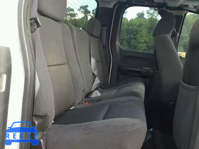 2009 GMC SIERRA C25 1GTHC59689E103813 Bild 5