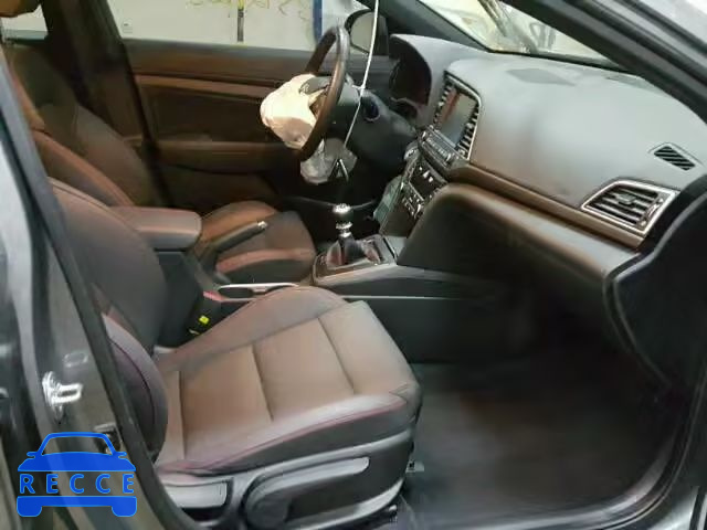 2017 HYUNDAI ELANTRA SP KMHD04LB7HU330773 image 4