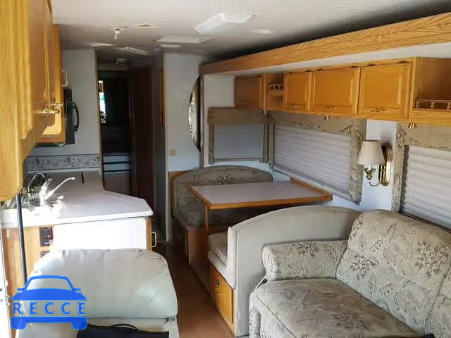 2002 WORKHORSE CUSTOM CHASSIS MOTORHOME 5B4MP67G423339905 image 5