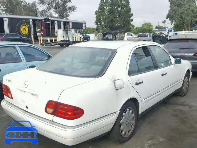 1998 MERCEDES-BENZ E 320 4MAT WDBJF82FXWX004347 image 3