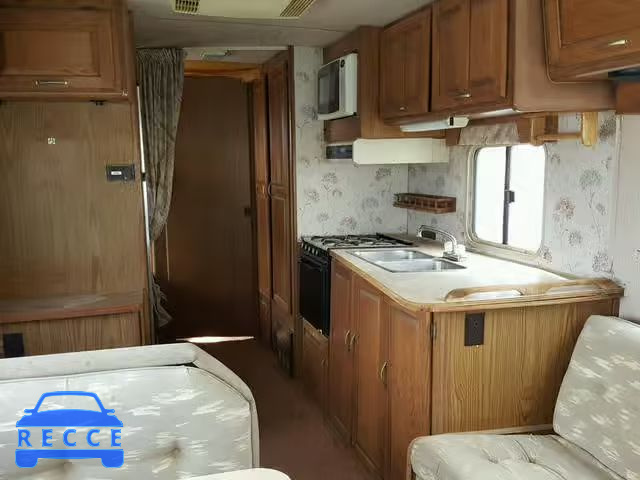 1987 CHEVROLET WINNEBAGO 1GBJP37W7H3326386 image 5