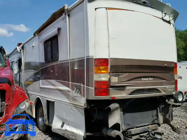 2002 FREIGHTLINER CHASSIS X 4UZAAHBS52CJ85304 image 2