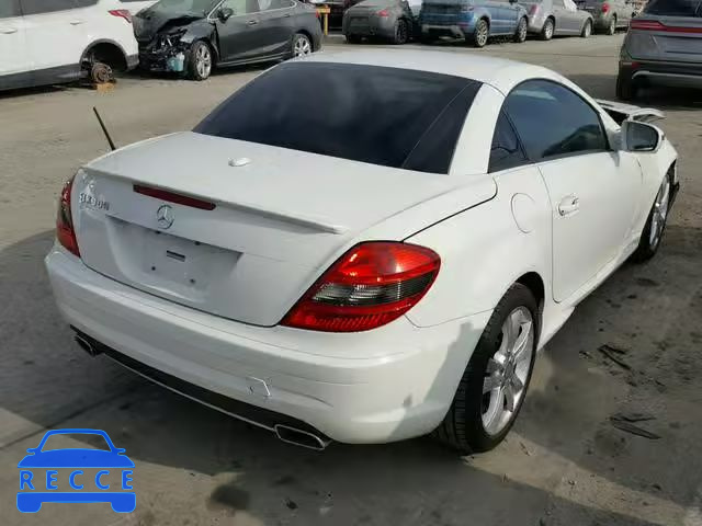 2011 MERCEDES-BENZ SLK 300 WDBWK5EAXBF242019 image 3