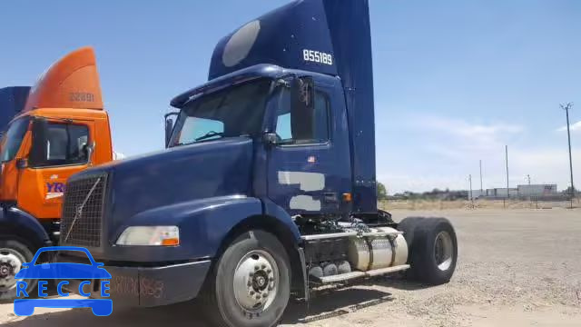 2005 VOLVO VN VNM 4V4M19GF75N406496 зображення 0