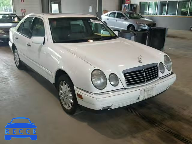 1999 MERCEDES-BENZ E 300TD WDBJF25H8XA933533 image 0