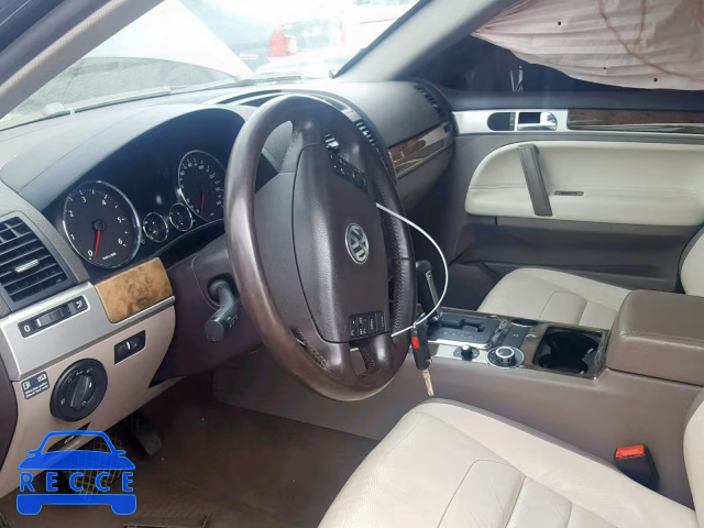 2010 VOLKSWAGEN TOUAREG TD WVGFK7A91AD000492 image 4