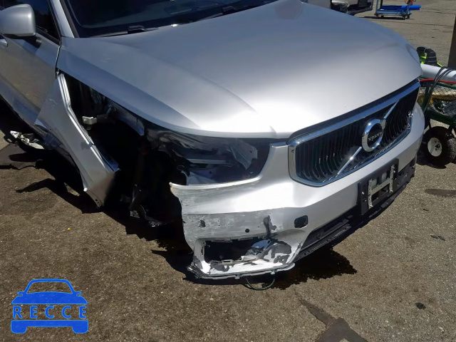 2019 VOLVO XC40 T5 YV4162XZ0K2006839 image 8