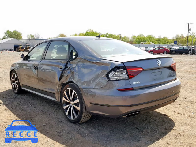 2018 VOLKSWAGEN PASSAT GT 1VWJM7A37JC040910 Bild 2