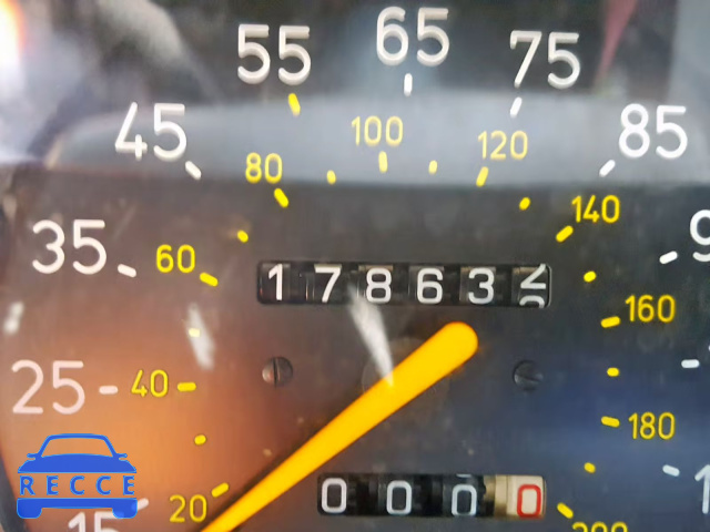 1992 SAAB 900 YS3AL35L9N2010420 image 7