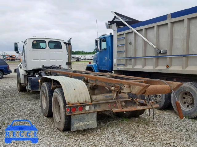 1999 STERLING TRUCK LT 8500 2FZXBJCB3XAA95654 image 2