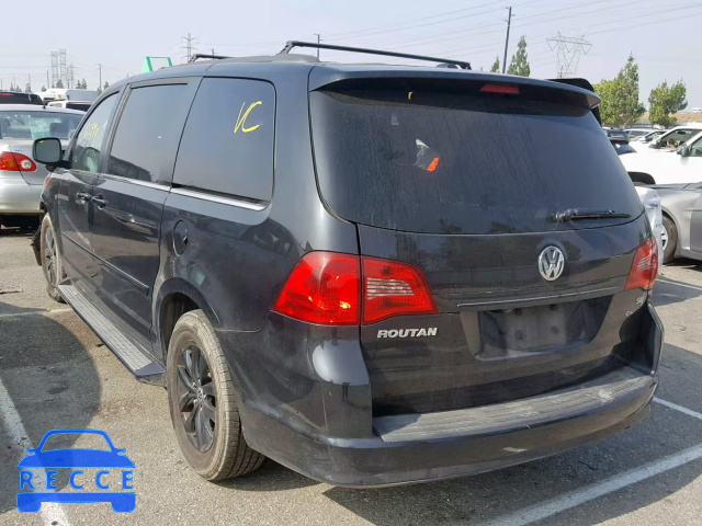 2014 VOLKSWAGEN ROUTAN SE 2C4RVABG1ER134702 image 2