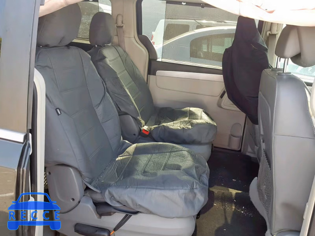 2014 VOLKSWAGEN ROUTAN SE 2C4RVABG1ER134702 зображення 5