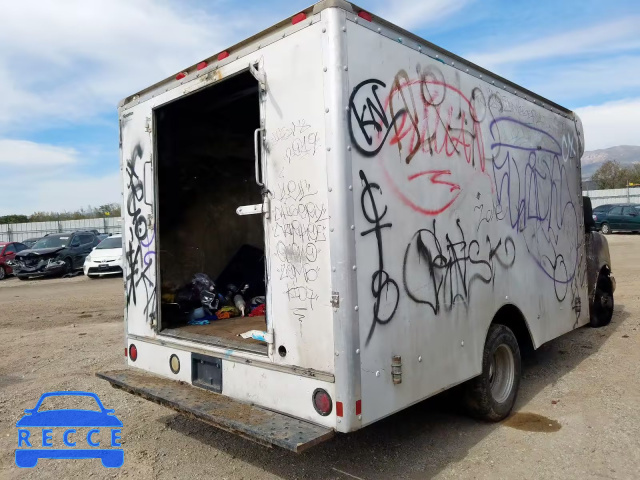 2005 CHEVROLET EXPRESS 1GBJG31U551228486 image 3