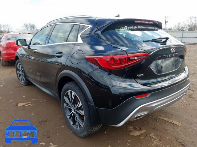 2019 INFINITI QX30 LUXE SJKCH5CR6KA010619 image 2