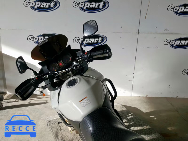 2011 SUZUKI DL650 A JS1VP54B4B2100338 Bild 4