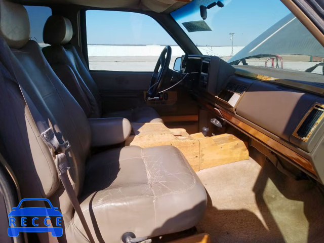 1993 GMC SUBURBAN K 1GDFK16K5PJ716427 image 4