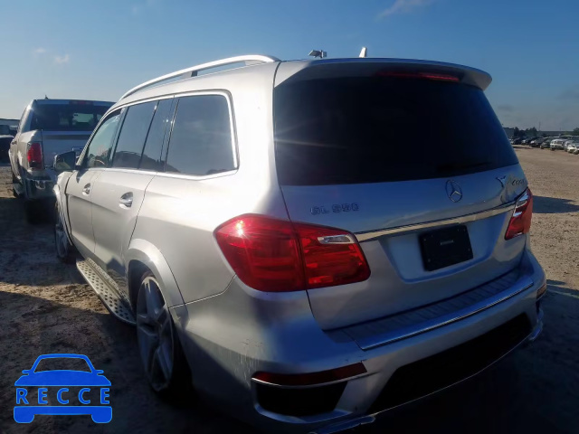 2016 MERCEDES-BENZ GL 550 4MA 4JGDF7DE9GA643915 image 2