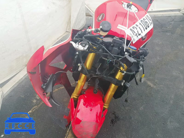 2018 HONDA CBR600 RR JH2PC40J9JK400187 Bild 8