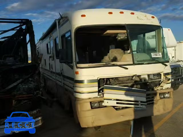 1995 CHEVROLET P30 1GBLP37N7S3318084 image 0