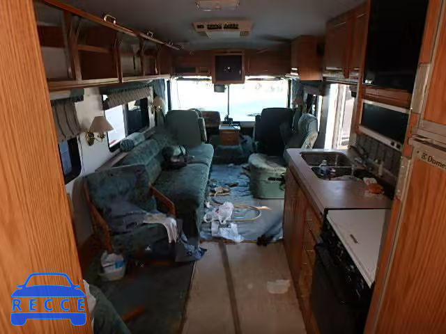 1995 CHEVROLET P30 1GBLP37N7S3318084 image 5