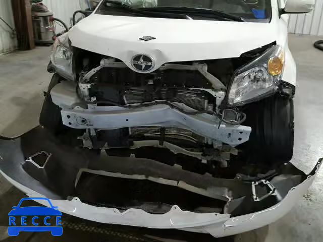 2014 TOYOTA SCION XD JTKKUPB41E1046470 image 8