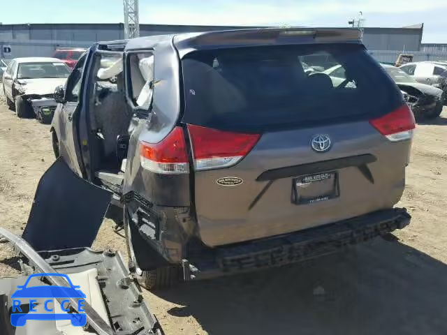 2011 TOYOTA SIENNA 5TDZK3DC6BS011608 image 2