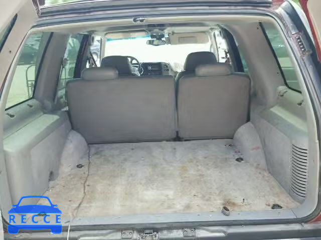 1998 CHEVROLET TAHOE C150 1GNEC13R8WJ316978 image 8