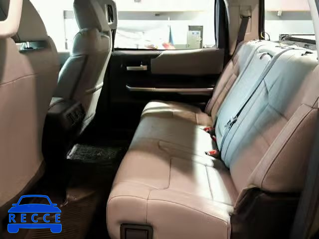 2017 TOYOTA TUNDRA CREWMAX 5TFHW5F1XHX591231 image 5