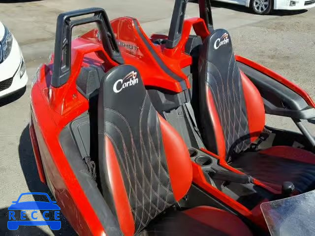 2015 POLARIS SLINGSHOT 57XAAPFA0F5101309 Bild 5