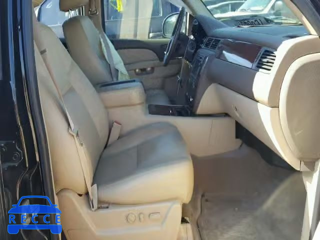 2010 CHEVROLET TAHOE LTZ 1GNUCCE07AR290440 зображення 4