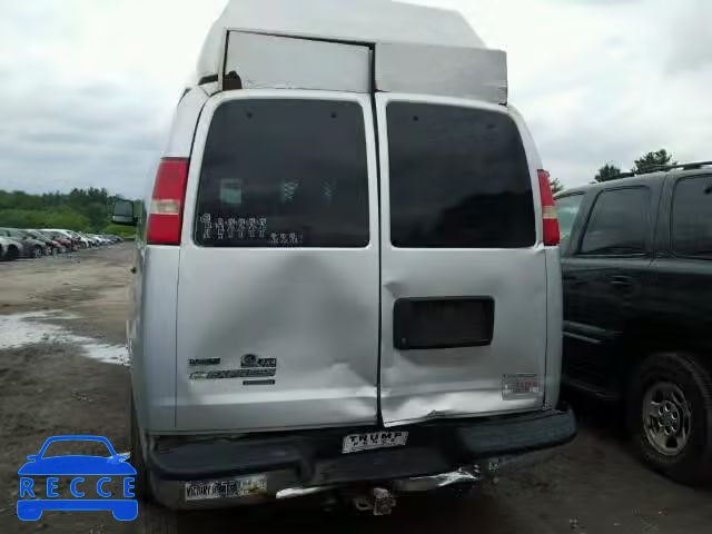 2010 CHEVROLET EXPRESS G3 1GA2G1DG6A1137742 image 8