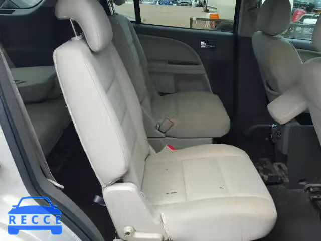 2009 FORD TAURUS X S 1FMDK02W29GA01759 зображення 5