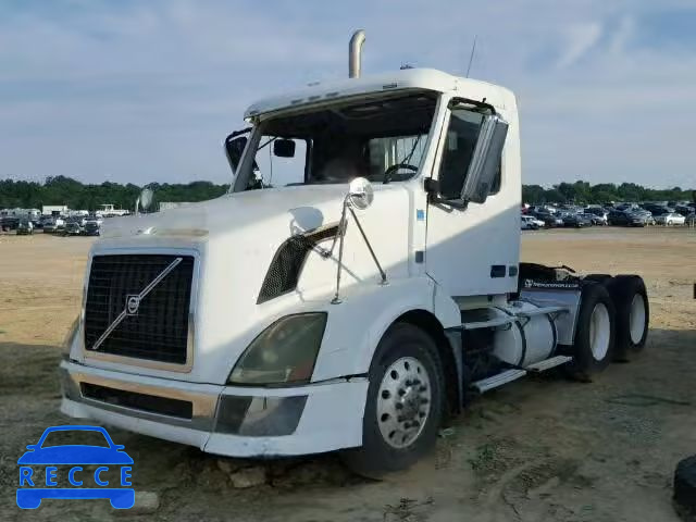 2010 VOLVO VNL 4V4NC9EJ6AN285153 Bild 1