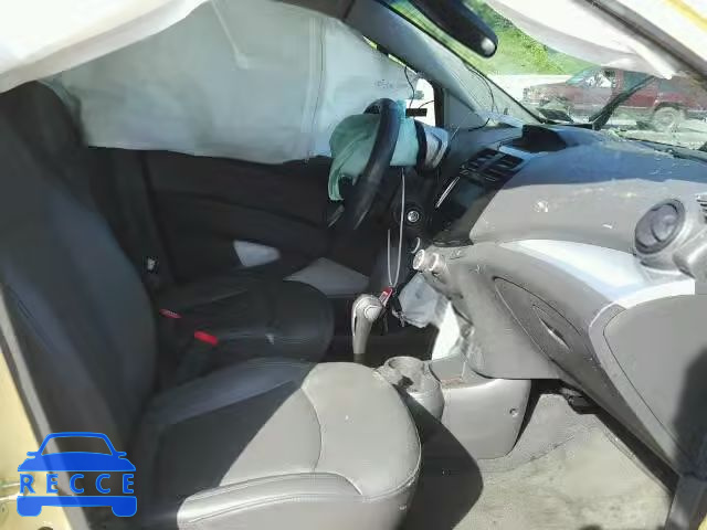 2014 CHEVROLET SPARK 2LT KL8CF6S90EC417353 Bild 4