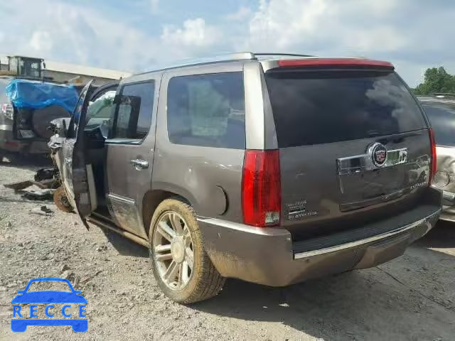 2011 CADILLAC ESCALADE P 1GYS4DEFXBR311445 image 2