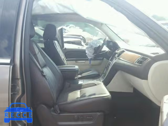 2011 CADILLAC ESCALADE P 1GYS4DEFXBR311445 image 4