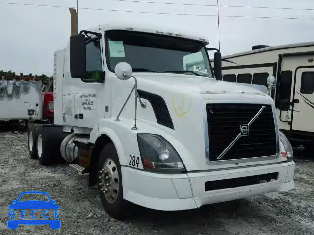 2010 VOLVO VNL 4V4NC9EH7AN285904 image 0