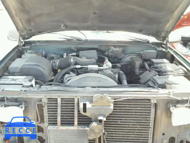 1997 GMC K1500 SUBU 3GKFK16R6VG501417 Bild 6