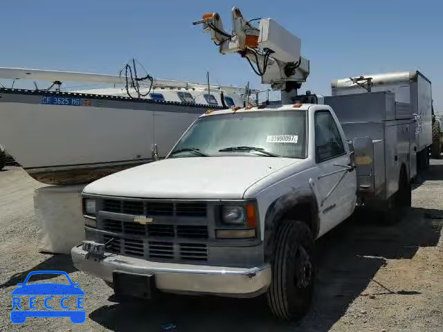 2002 CHEVROLET C3500-HD 3GBKC34GX2M104380 image 1