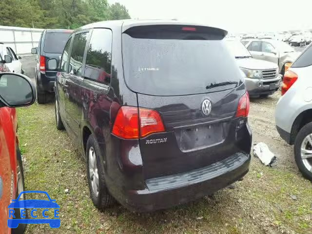 2010 VOLKSWAGEN ROUTAN SEL 2V4RW5DX1AR395541 image 2