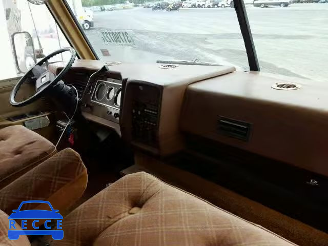 1984 CHEVROLET P30 1GBJP37W2E3325092 image 4