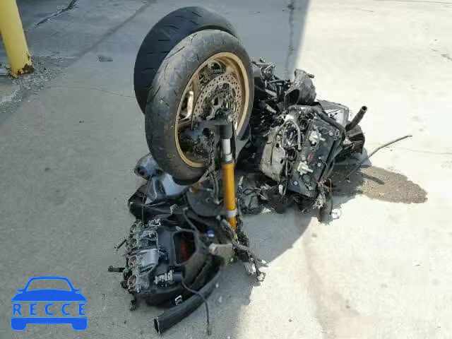 2014 YAMAHA YZFR1 JYARN23E9EA017761 image 3