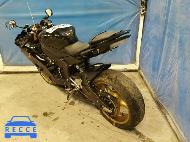 2009 YAMAHA YZFR6 JYARJ16N89A001199 Bild 2