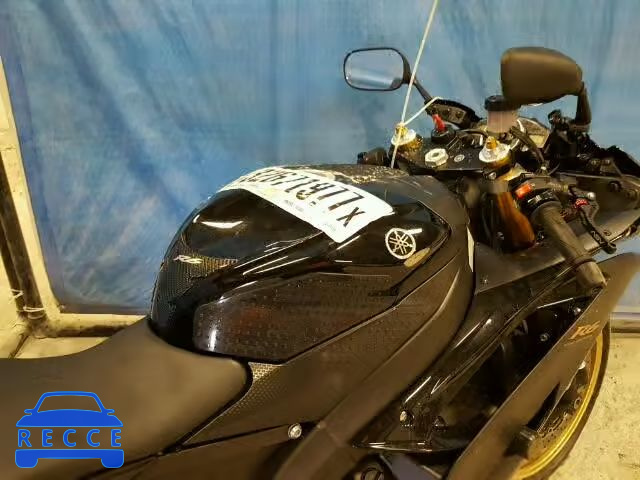 2009 YAMAHA YZFR6 JYARJ16N89A001199 image 4