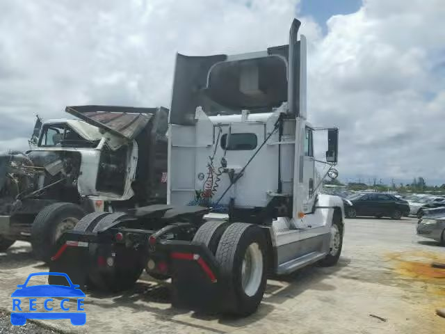 1999 FREIGHTLINER CONVENTION 1FUWDMCA2XPA92574 image 3