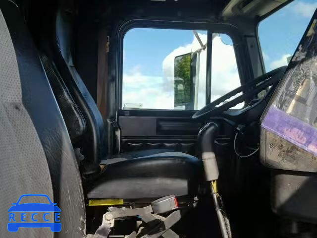 1999 FREIGHTLINER CONVENTION 1FUWDMCA2XPA92574 Bild 4