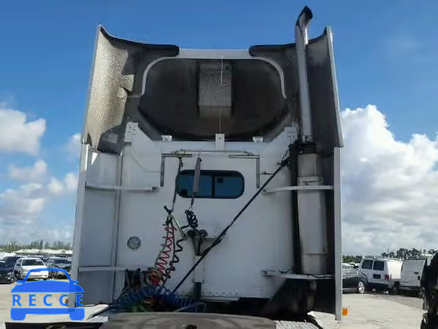 1999 FREIGHTLINER CONVENTION 1FUWDMCA2XPA92574 Bild 5